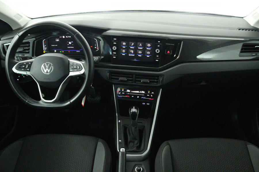 Volkswagen Polo 1.0 TSI Life Business (VIRTUAL, STOELVERWARMING, CAMERA, PDC V/A, CARPLAY, CRUISE ADAPTIEF, 1e EIGENAAR)