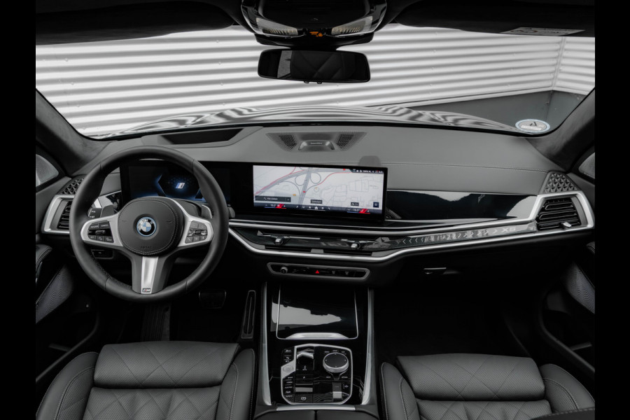 BMW X5 xDrive50e M-Sport - Skylounge - Bowers & Wilkins - Active Steering