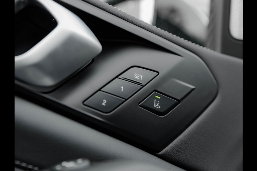 BMW X5 xDrive50e M-Sport - Skylounge - Bowers & Wilkins - Active Steering