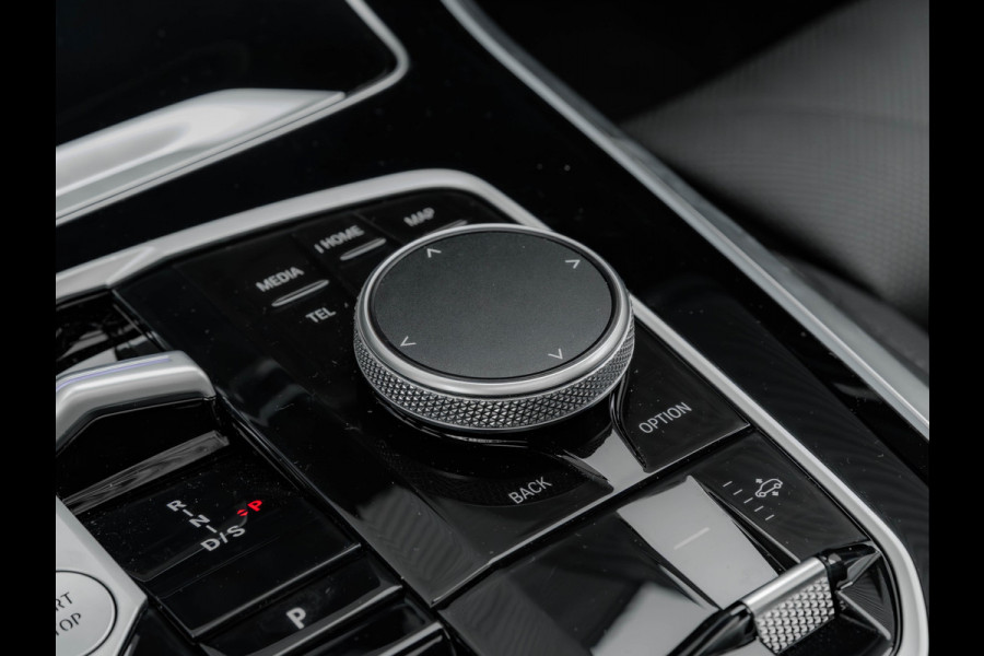 BMW X5 xDrive50e M-Sport - Skylounge - Bowers & Wilkins - Active Steering