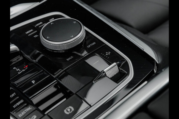 BMW X5 xDrive50e M-Sport - Skylounge - Bowers & Wilkins - Active Steering