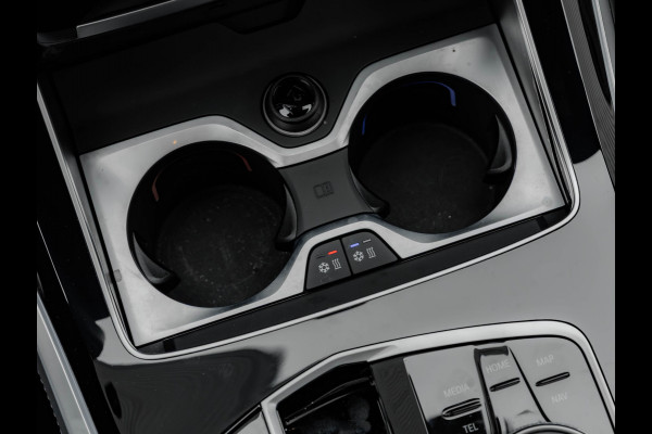 BMW X5 xDrive50e M-Sport - Skylounge - Bowers & Wilkins - Active Steering
