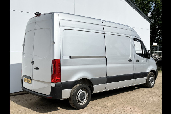 Mercedes-Benz Sprinter 215 1.9 CDI L2H2 Automaat L2H2 Climate Control Camera Carplay Parkeersensoren V+A