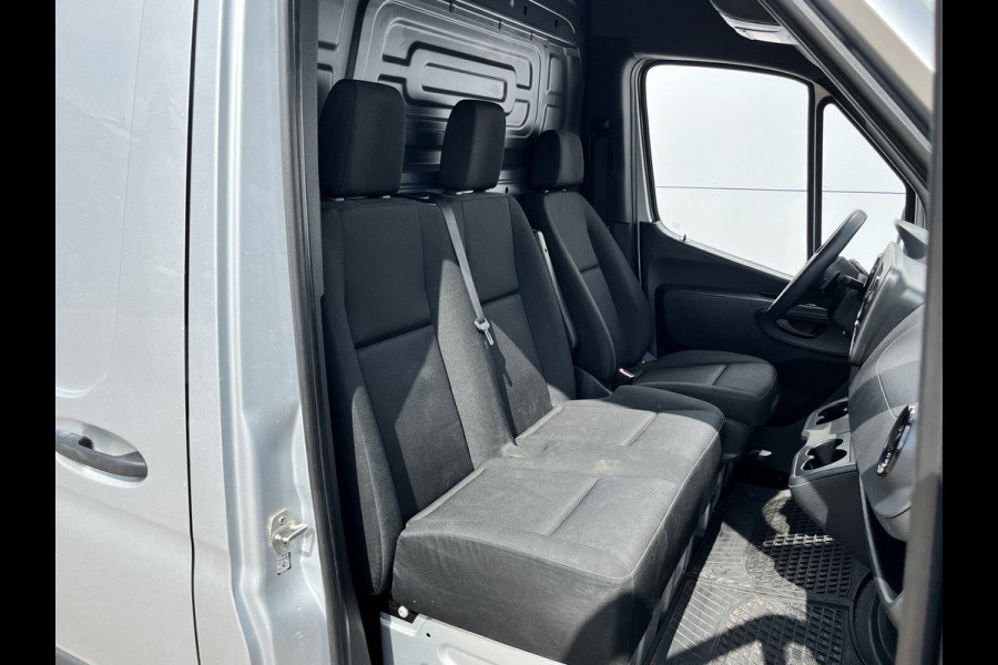 Mercedes-Benz Sprinter 215 1.9 CDI L2H2 Automaat L2H2 Climate Control Camera Carplay Parkeersensoren V+A
