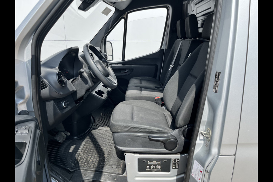 Mercedes-Benz Sprinter 215 1.9 CDI L2H2 Automaat L2H2 Climate Control Camera Carplay Parkeersensoren V+A