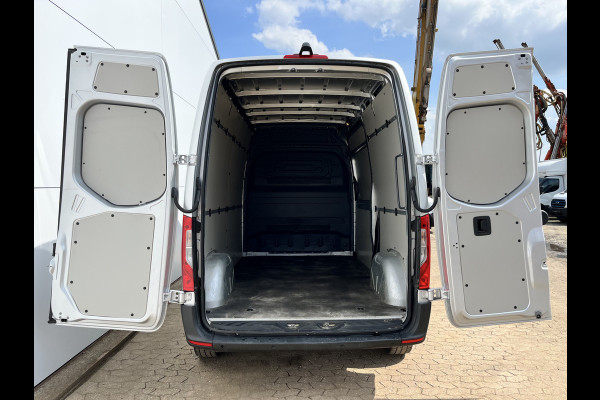 Mercedes-Benz Sprinter 215 1.9 CDI L2H2 Automaat L2H2 Climate Control Camera Carplay Parkeersensoren V+A