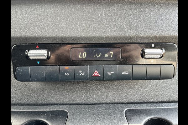 Mercedes-Benz Sprinter 215 1.9 CDI L2H2 Automaat L2H2 Climate Control Camera Carplay Parkeersensoren V+A