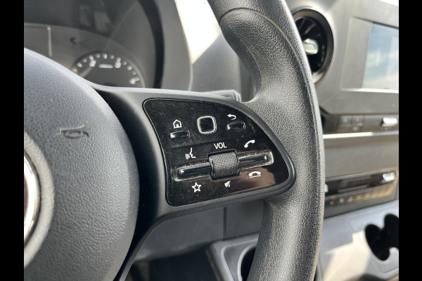 Mercedes-Benz Sprinter 215 1.9 CDI L2H2 Automaat L2H2 Climate Control Camera Carplay Parkeersensoren V+A