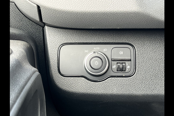 Mercedes-Benz Sprinter 215 1.9 CDI L2H2 Automaat L2H2 Climate Control Camera Carplay Parkeersensoren V+A