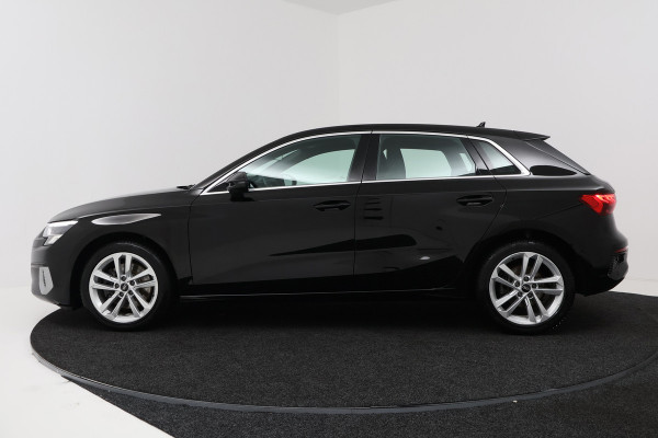 Audi A3 Sportback 35 TFSI Business edition (NAVIGATIE, PDC, ADAPTIEVE CRUISE, CARPLAY, 1e EIGENAAR, GOED ONDERHOUDEN)
