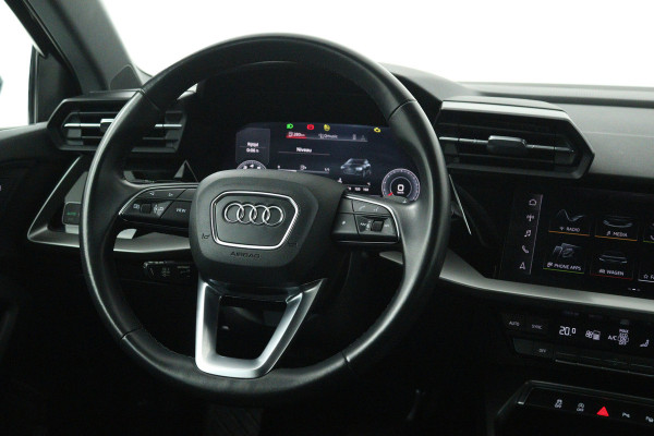 Audi A3 Sportback 35 TFSI Business edition (NAVIGATIE, PDC, ADAPTIEVE CRUISE, CARPLAY, 1e EIGENAAR, GOED ONDERHOUDEN)