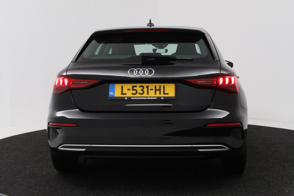 Audi A3 Sportback 35 TFSI Business edition (NAVIGATIE, PDC, ADAPTIEVE CRUISE, CARPLAY, 1e EIGENAAR, GOED ONDERHOUDEN)