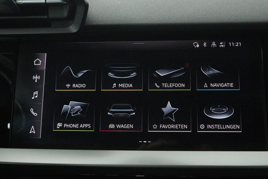 Audi A3 Sportback 35 TFSI Business edition (NAVIGATIE, PDC, ADAPTIEVE CRUISE, CARPLAY, 1e EIGENAAR, GOED ONDERHOUDEN)