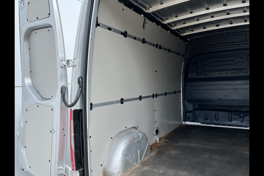 Mercedes-Benz Sprinter 215 1.9 CDI L2H2 Automaat L2H2 Climate Control Camera Carplay Parkeersensoren V+A