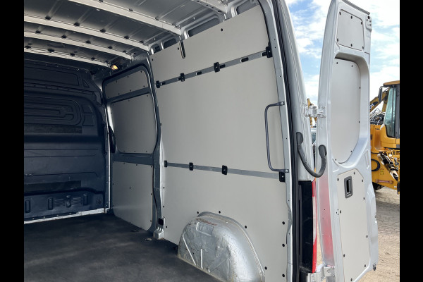 Mercedes-Benz Sprinter 215 1.9 CDI L2H2 Automaat L2H2 Climate Control Camera Carplay Parkeersensoren V+A