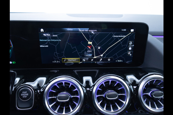 Mercedes-Benz GLA 250 e Luxury Line | Pano | Elec. klep | Elec. Trekhaak | Stoel- stuurverwarming | Adap. Cruise | HUD | Sfeerverlichting | Elec. verstelbare bestuurdersstoel met geheugen, Camera, Navigatie Incl. winterset op 17"LMV