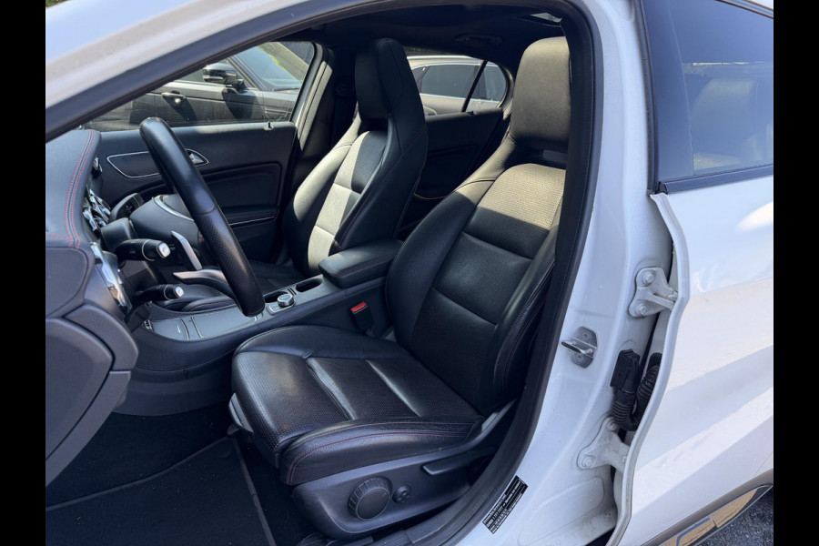 Mercedes-Benz GLA 220 d AMG | Panoramadak | 360* Camera | Harmon Kardon | Night Pakket |