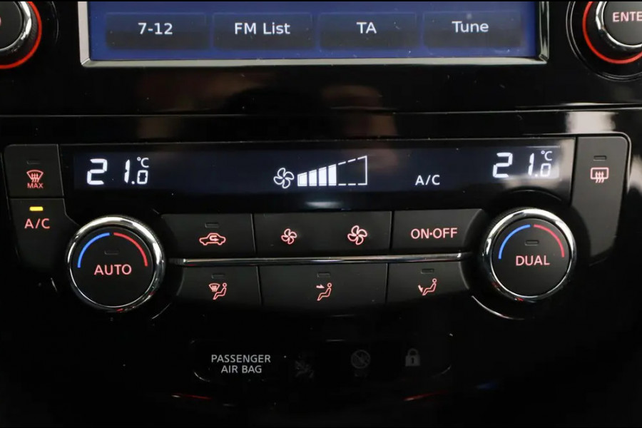 Nissan QASHQAI 1.2 N-Connecta Autom/ Pano/ Cam/ Nav/ 1e Eigenaar/ 100% onderhoud