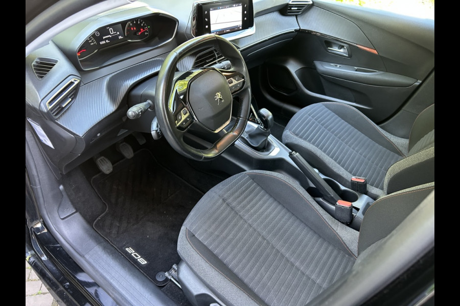Peugeot 208 1.2 5-drs. Active Navi, Carplay, 1e Eigenaar! Bj. 2021