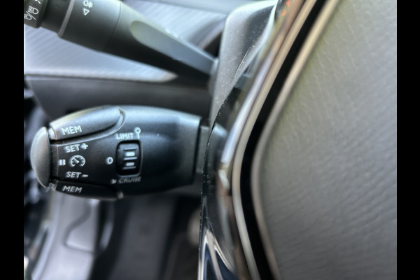 Peugeot 208 1.2 5-drs. Active Navi, Carplay, 1e Eigenaar! Bj. 2021