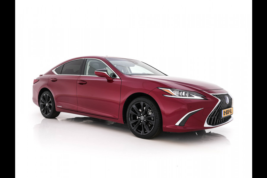 Lexus ES 300h Business Line (INCL.BTW) Aut. *PANO | LEATHER | FULL-LED | ADAPTIVE-CRUISE | BLIND-SPOT | KEYLESS | CAMERA | HEATED-COMFORTSEATS | NAVI-FULLMAP | PRIVACY-GLASS | SHIFT-PADDLES | ECC | PDC | 19''ALU*