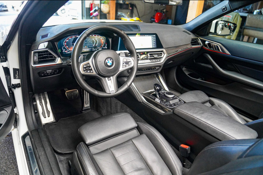BMW 4 Serie Cabrio M440i xDrive High Executive | Laser LED | Driving Assistant Professional | Luxe Leder | Stoelkoeling | HuD