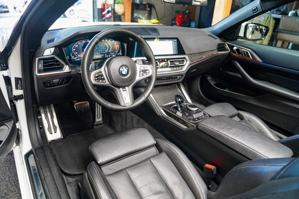 BMW 4 Serie Cabrio M440i xDrive High Executive | Laser LED | Driving Assistant Professional | Luxe Leder | Stoelkoeling | HuD
