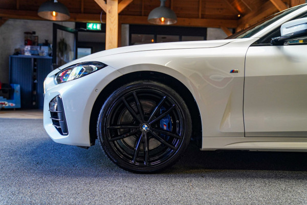 BMW 4 Serie Cabrio M440i xDrive High Executive | Laser LED | Driving Assistant Professional | Luxe Leder | Stoelkoeling | HuD