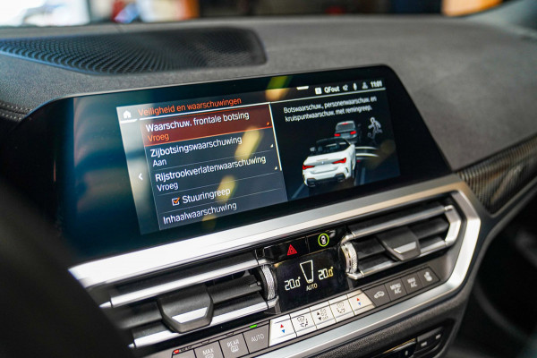 BMW 4 Serie Cabrio M440i xDrive High Executive | Laser LED | Driving Assistant Professional | Luxe Leder | Stoelkoeling | HuD
