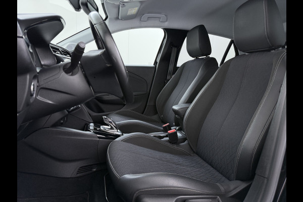 Opel CORSA-E Elegance 50 kWh SOH 93% Navi Ecc 360°Camera Apple Carplay Android Auto Cruise Control Pdc Dodehoek detectie Keyless Draadloze telefoonlader Privacy Glas Lmv Isofix Led Regen-Lichtsensor Lane Assist Origineel Nederlandse Auto Zeer compleet!