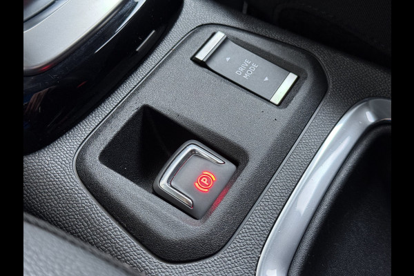 Opel CORSA-E Elegance 50 kWh SOH 93% Navi Ecc 360°Camera Apple Carplay Android Auto Cruise Control Pdc Dodehoek detectie Keyless Draadloze telefoonlader Privacy Glas Lmv Isofix Led Regen-Lichtsensor Lane Assist Origineel Nederlandse Auto Zeer compleet!
