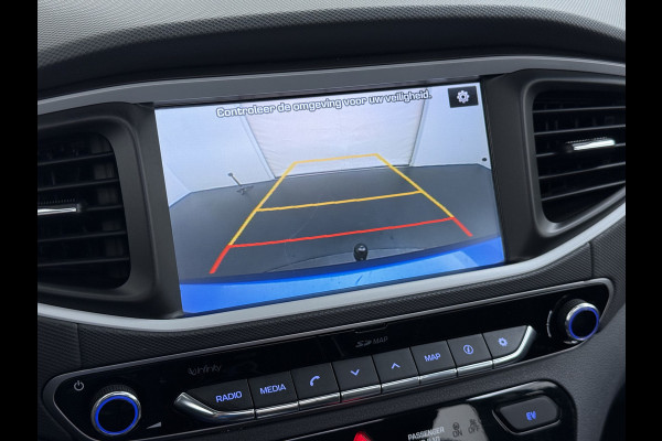 Hyundai IONIQ Premium EV SOH 99,9% Panorama-Schuifdak Adap.Cruise Leder+Memory Navi Ecc Trekhaak Infinity®-Audio Camera Apple Carplay Android  Stoel+Stuurverwarming Elek.Stoelen Lmv Bluetooth Dodehoek+Lane Assist VESS Origineel Nederlandse Auto