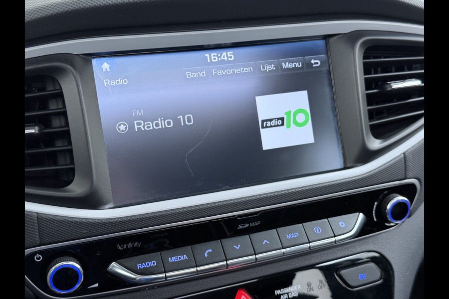Hyundai IONIQ Premium EV SOH 99,9% Panorama-Schuifdak Adap.Cruise Leder+Memory Navi Ecc Trekhaak Infinity®-Audio Camera Apple Carplay Android  Stoel+Stuurverwarming Elek.Stoelen Lmv Bluetooth Dodehoek+Lane Assist VESS Origineel Nederlandse Auto