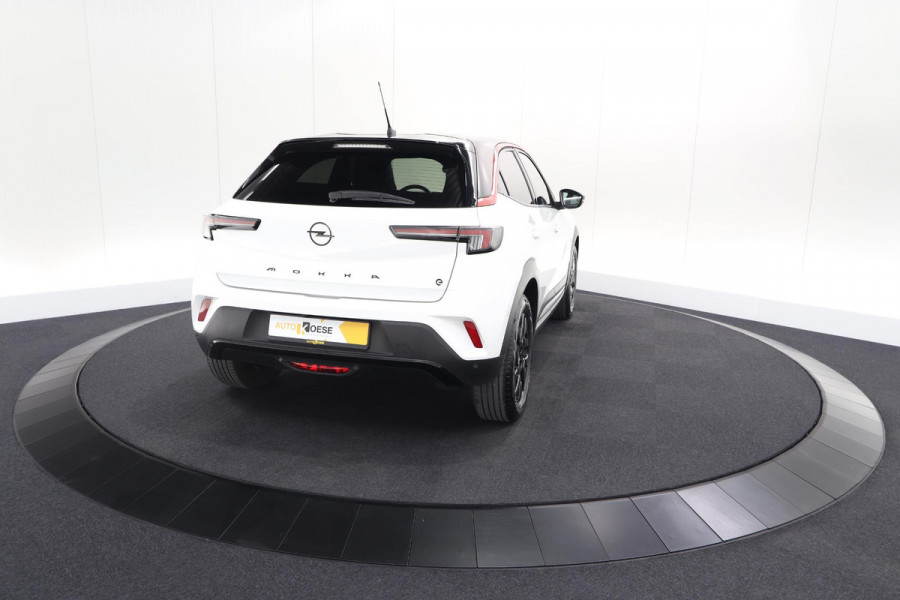 Opel Mokka Electric Level 4 50 kWh | SOH 97,5% | Adaptieve Cruise Control | Camera | Apple Carplay | Dodehoekdetectie