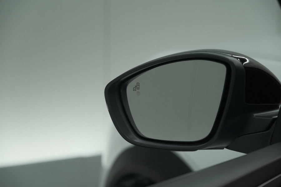 Opel Mokka Electric Level 4 50 kWh | SOH 97,5% | Adaptieve Cruise Control | Camera | Apple Carplay | Dodehoekdetectie