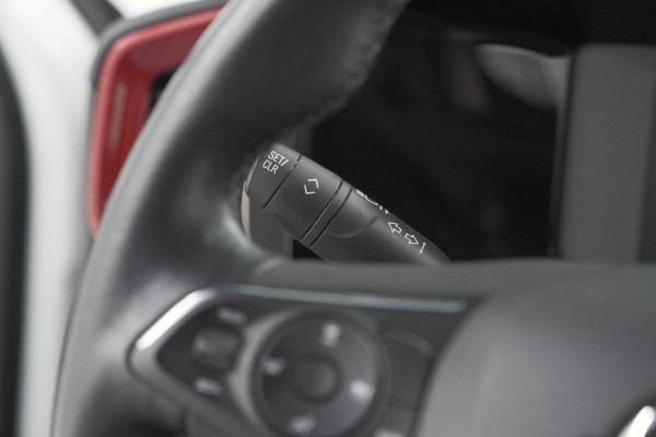 Opel Mokka Electric Level 4 50 kWh | SOH 97,5% | Adaptieve Cruise Control | Camera | Apple Carplay | Dodehoekdetectie