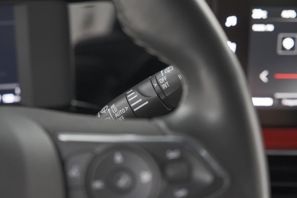 Opel Mokka Electric Level 4 50 kWh | SOH 97,5% | Adaptieve Cruise Control | Camera | Apple Carplay | Dodehoekdetectie