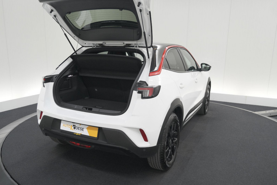 Opel Mokka Electric Level 4 50 kWh | SOH 97,5% | Adaptieve Cruise Control | Camera | Apple Carplay | Dodehoekdetectie