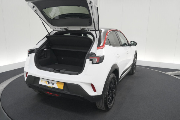 Opel Mokka Electric Level 4 50 kWh | SOH 97,5% | Adaptieve Cruise Control | Camera | Apple Carplay | Dodehoekdetectie