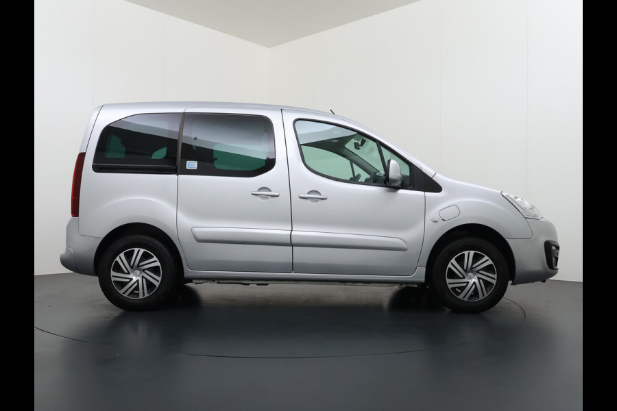 Citroën Berlingo E-Feel 5-Persoons Navi Ecc Camera Apple Carplay Mirror Link Cruise Control Pdc Led 2X Schuifdeur Privacy Glas DAB Lmv 1e Eigenaar Origineel Nederlandse Auto