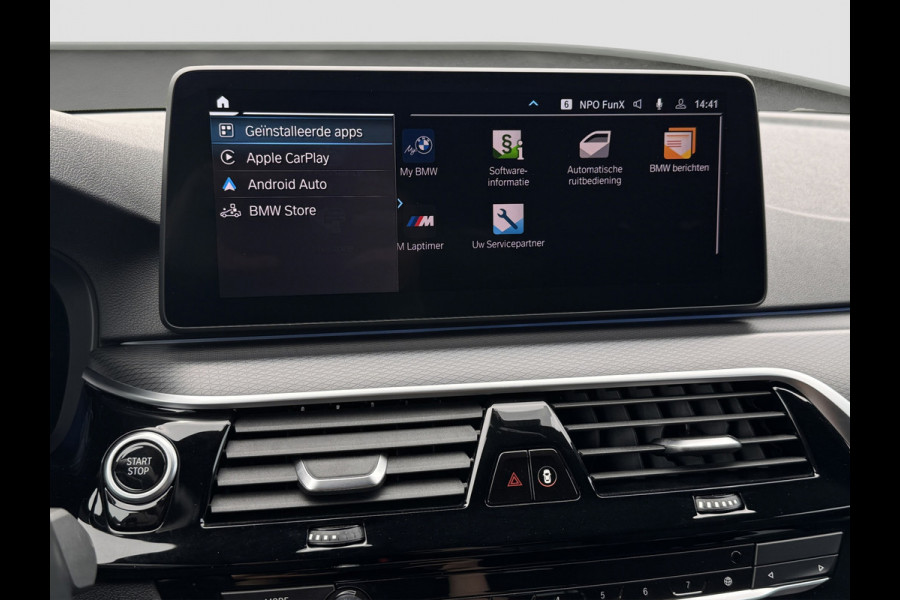 BMW 5 Serie Touring 530e xDrive M-Sport | Trekhaak | 360 | Elektrische stoelen | Shadow Line | Sfeerverlichting | Carplay | Memory