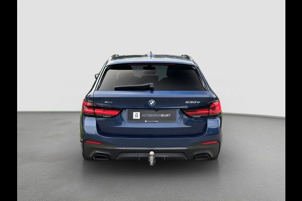 BMW 5 Serie Touring 530e xDrive M-Sport | Trekhaak | 360 | Elektrische stoelen | Shadow Line | Sfeerverlichting | Carplay | Memory