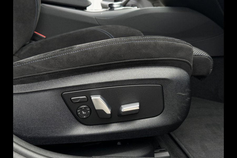 BMW 5 Serie Touring 530e xDrive M-Sport | Trekhaak | 360 | Elektrische stoelen | Shadow Line | Sfeerverlichting | Carplay | Memory