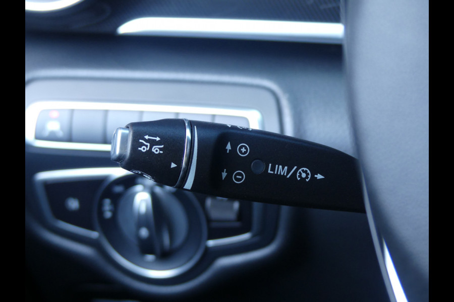 Mercedes-Benz V-Klasse 220d Lang Dubbel Cabine LED/LEER/Adaptive cruise control