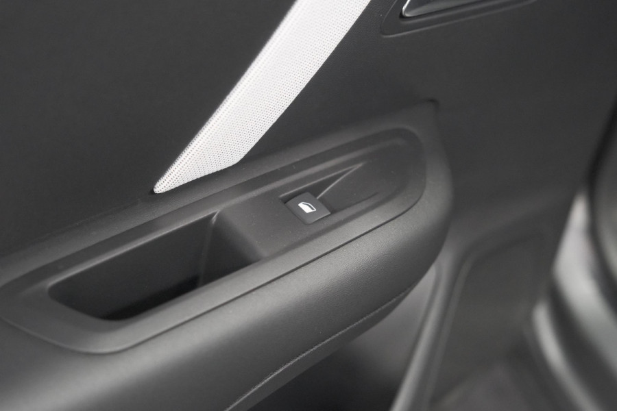 Citroën C4 1.2 Hybrid 145pk Max | 360 Camera | Adaptieve Cruise Control | Navigatie | Apple Carplay