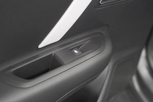 Citroën C4 1.2 Hybrid 145pk Max | 360 Camera | Adaptieve Cruise Control | Navigatie | Apple Carplay