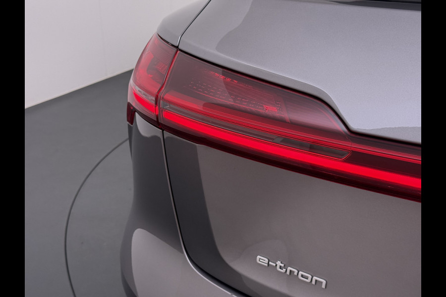 Audi e-tron 50 Quattro Business Edition Plus SOH 91% Panoramadak Camera Adap.Cruise Leder+Verwarmd+Memory Apple Carplay Android Auto Pdc Elek.Achterklep Lmv Privacy Glas Led DAB Virtual Cockpit Rijstrooksensor Origineel Nederlandse Auto