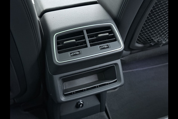 Audi e-tron 50 Quattro Business Edition Plus SOH 91% Panoramadak Camera Adap.Cruise Leder+Verwarmd+Memory Apple Carplay Android Auto Pdc Elek.Achterklep Lmv Privacy Glas Led DAB Virtual Cockpit Rijstrooksensor Origineel Nederlandse Auto
