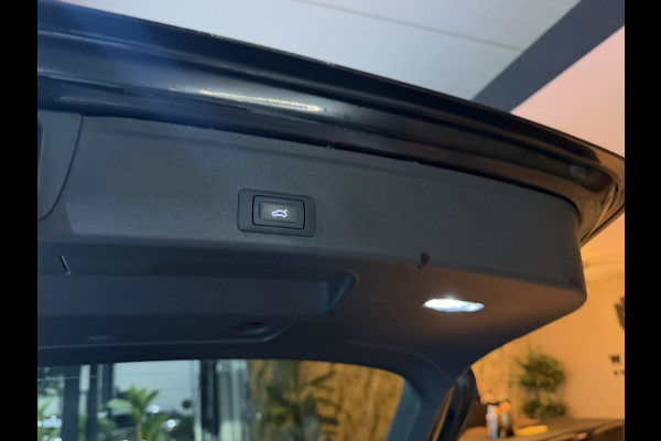 Audi A4 Avant 40 TFSI 190pk | Elek Achterklep | Stoelverwarming | Matrix LED | Getint Glas | Keyless | Adaptieve Cruise | Rijklaar