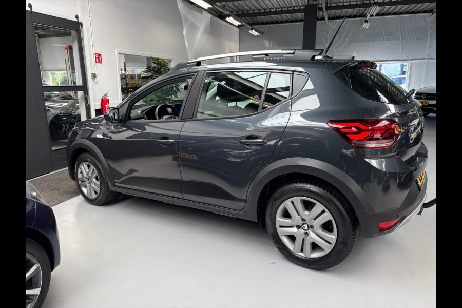Dacia SANDERO Stepway 1.0 TCe 90 Comfort / Camera / Stoelverwarming